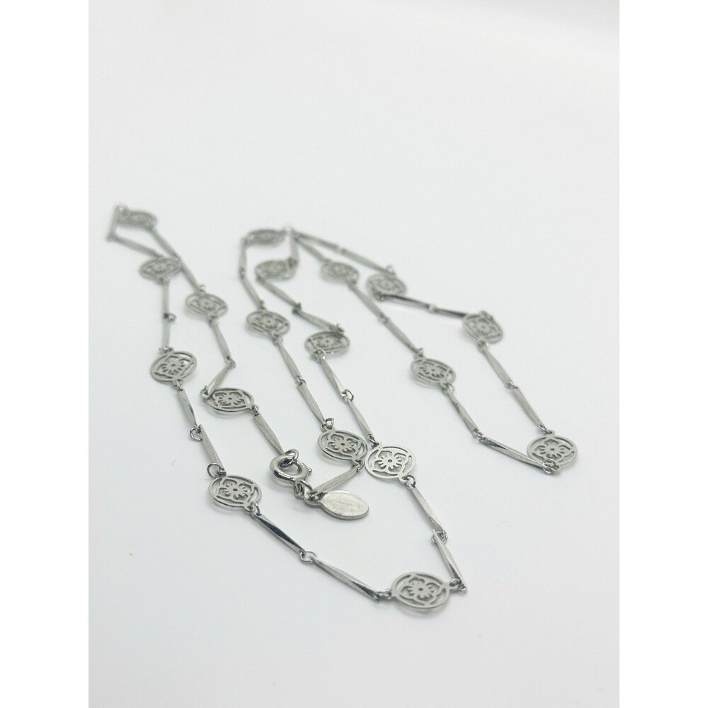 Vintage 1977 Avon Blooming Lotus Flower Openwork Silver Tone Necklace 27” - Picture 2 of 9